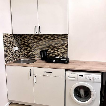 Quiet Apartment Close To Center プラハ エクステリア 写真
